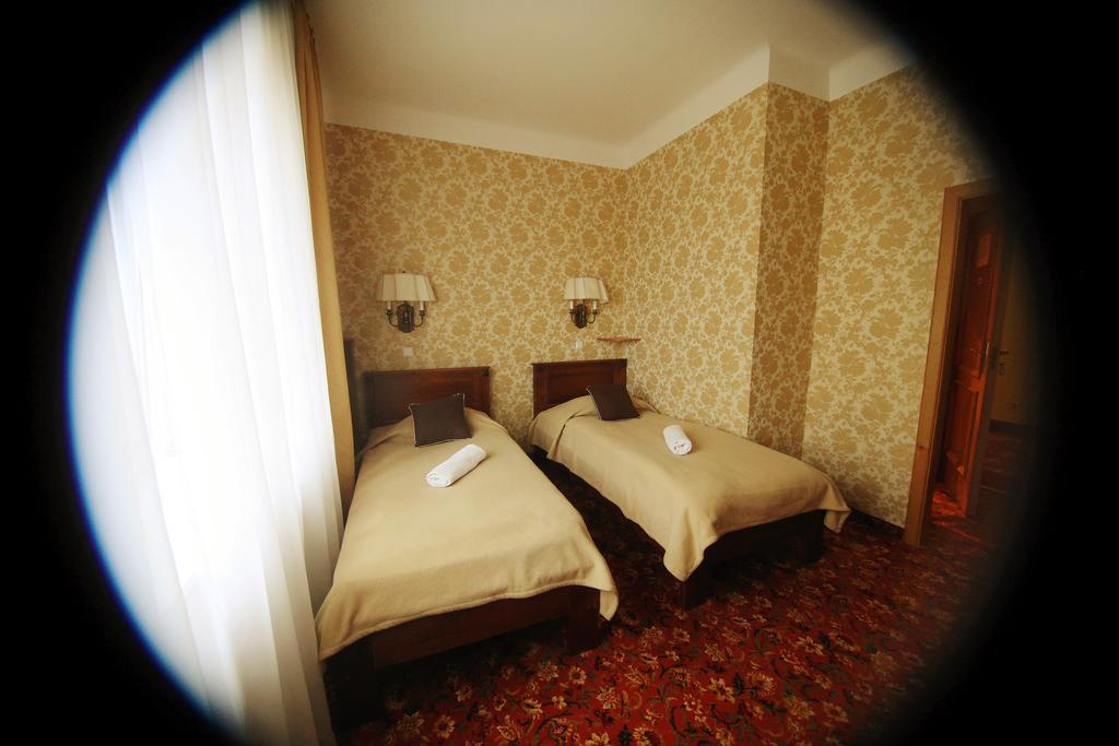 Hotel بوتسك المظهر الخارجي الصورة